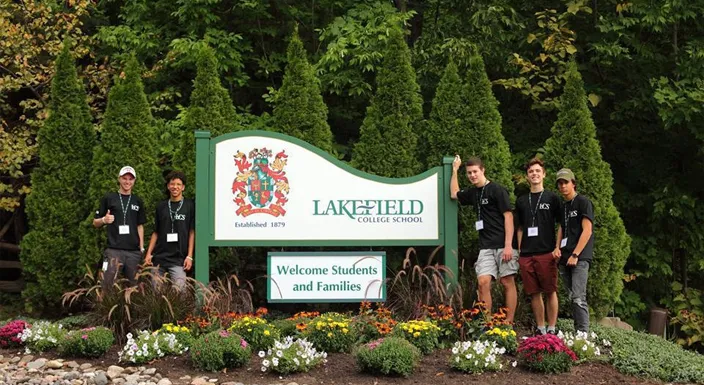 مراحل دریافت ویزای تحصیلی کانادا زیر 18 سال